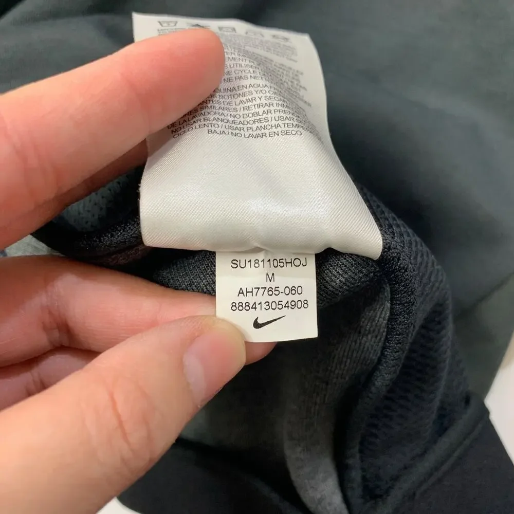 Nike Travel Jacket Mens M Medium Grey Perforated Dri Fit Lightweight Full Zip